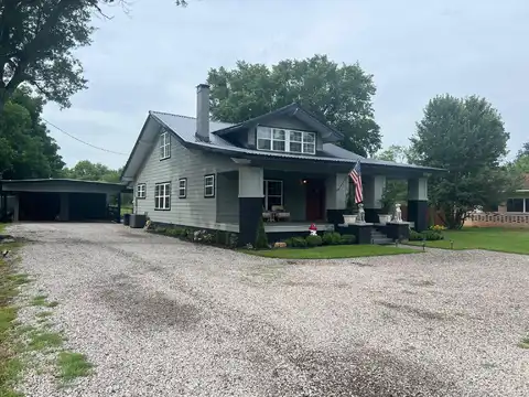 472 W 2Nd St, Waldron, AR 72958