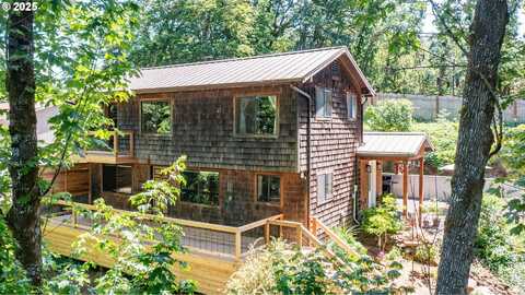 182 HOLLOWAY HTS, Brownsville, OR 97327