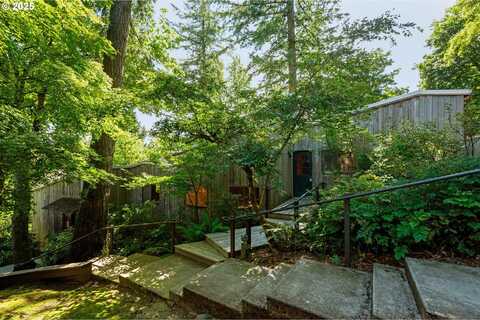 6438 SW BARNES RD, Portland, OR 97221