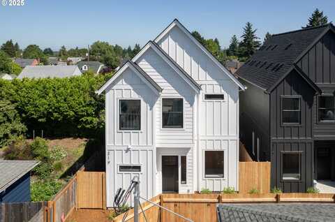 319 N Holland ST, Portland, OR 97217