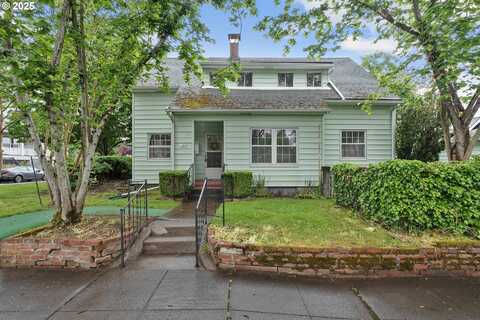 1407 SE KNAPP ST, Portland, OR 97202
