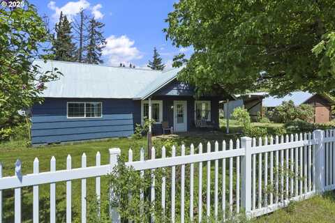 235 BATES RD, White Salmon, WA 98672
