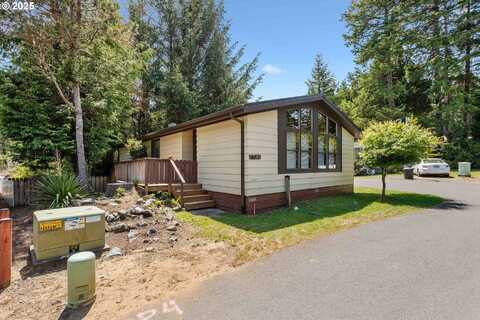 647 SHOREPINES HTS, Coos Bay, OR 97420
