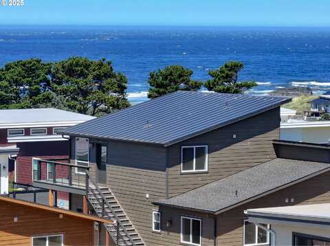 30403 SAWYER WAY, Gold Beach, OR 97444