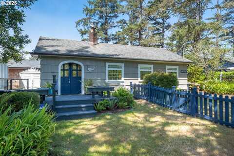 48570 HAWK DR, Neskowin, OR 97149