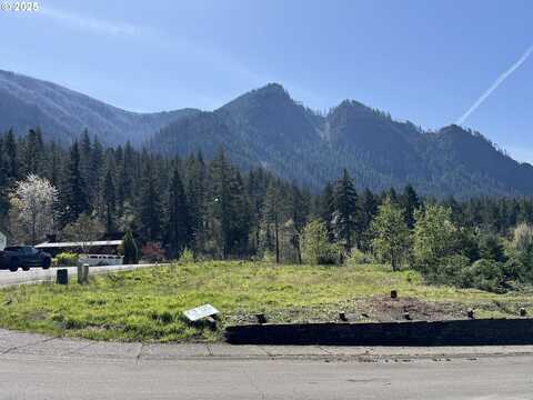 903 SW SPELLING PL, Cascade Locks, OR 97014