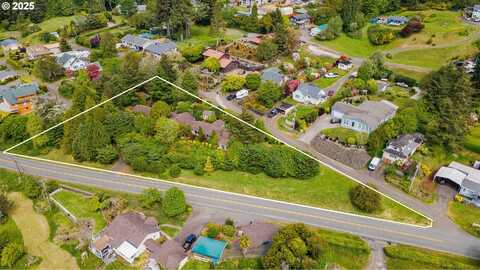 93652 E BLUE BIRD LN, North Bend, OR 97459