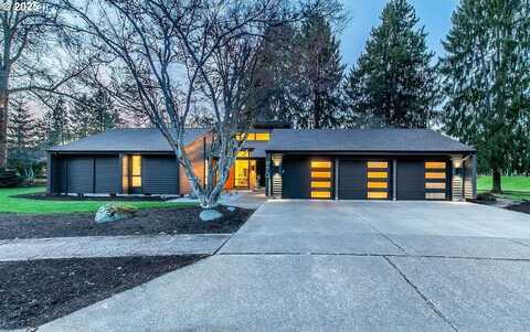 970 ST ANDREWS DR, Eugene, OR 97401