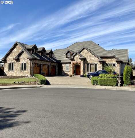 625 ST ANDREWS LOOP, Creswell, OR 97426