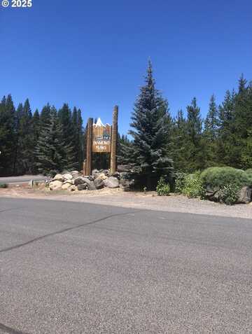 26 Diamond Peak DR, Crescent Lake, OR 97733