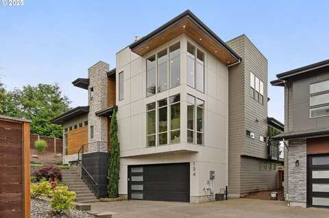 134 N 45TH CIR, Camas, WA 98607