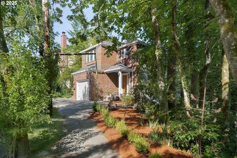 3017 SW FAIRVIEW BLVD, Portland, OR 97205