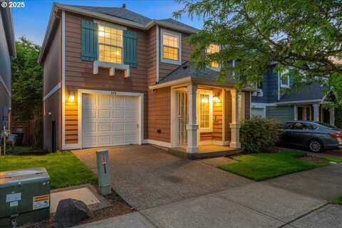 525 SW 207TH AVE, Beaverton, OR 97006