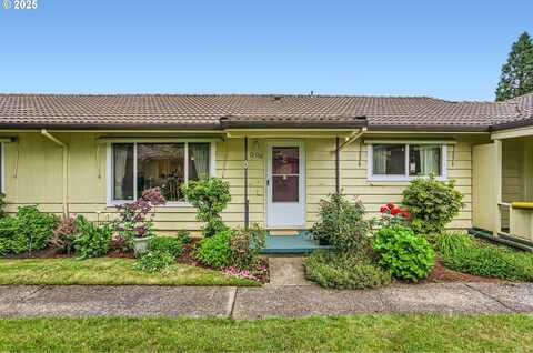 12330 SE MAIN ST, Portland, OR 97233