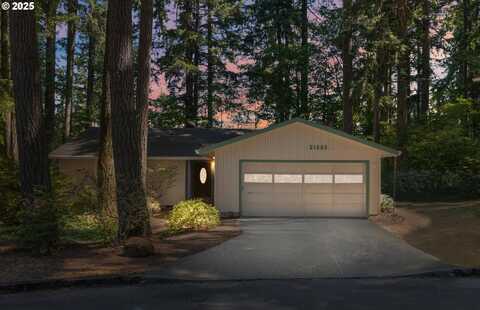 21060 S CASCA BERRY CT, Oregon City, OR 97045