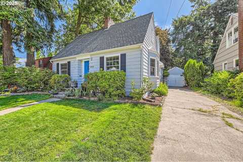 3954 NE 38TH AVE, Portland, OR 97212