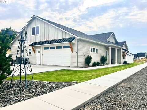 665 BROWNDELL LN, Stanfield, OR 97875