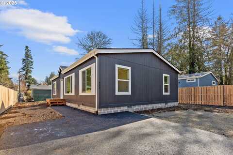 442 SW Juniper RD, Estacada, OR 97023