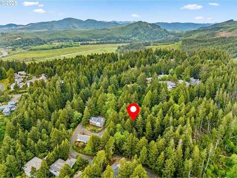 504 Beaver Pond LN, Gleneden Beach, OR 97388