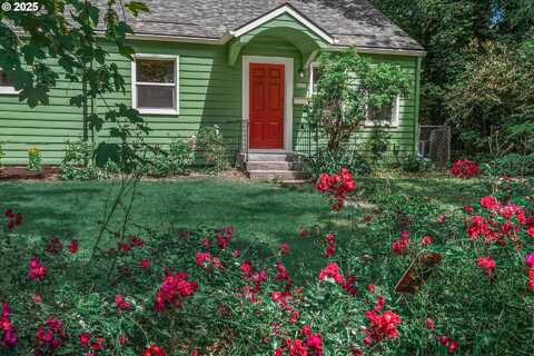 8429 SE MILL ST, Portland, OR 97216