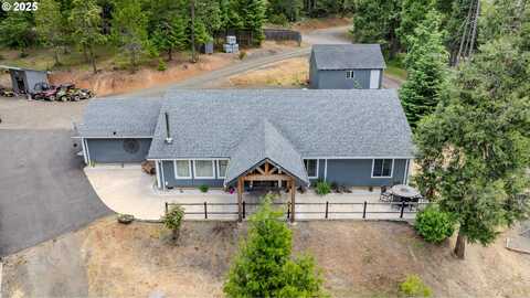 1950 BYRON CREEK RD, Winston, OR 97496