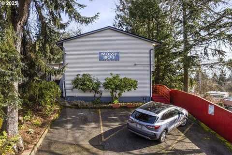 7820 SW 17TH DR, Portland, OR 97219