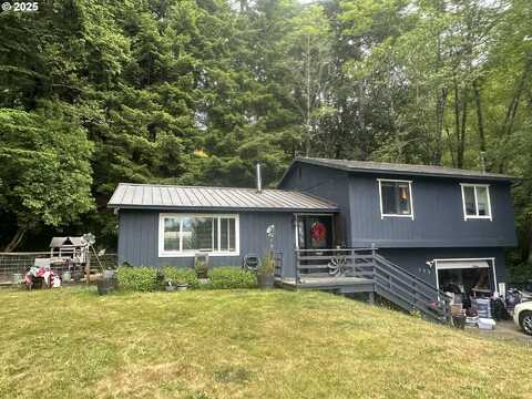 585 ROBINHOOD AVE, Lakeside, OR 97449