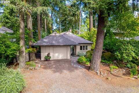 589 RIDGEWAY RD, Lake Oswego, OR 97034