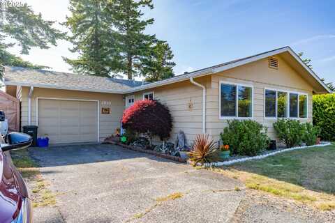 1910 LINCOLN ST, North Bend, OR 97459