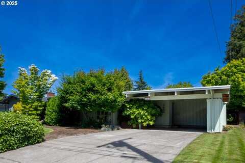 1439 BARTON ST, Eugene, OR 97404