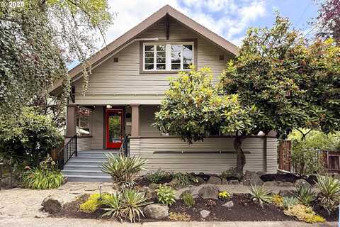 3786 SE 8TH AVE, Portland, OR 97202