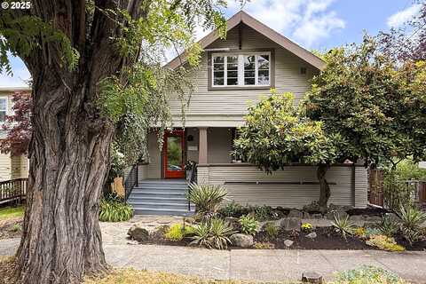 3786 SE 8TH AVE, Portland, OR 97202