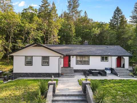 4247 REDWOOD HWY, Grants Pass, OR 97527