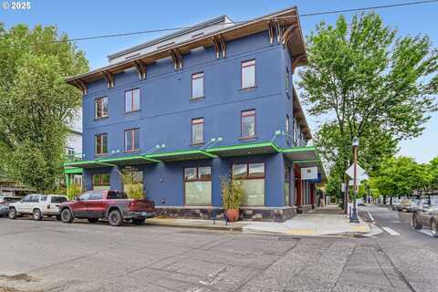 325 NE GRAHAM ST, Portland, OR 97212