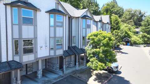 9235 NW GERMANTOWN RD, Portland, OR 97231