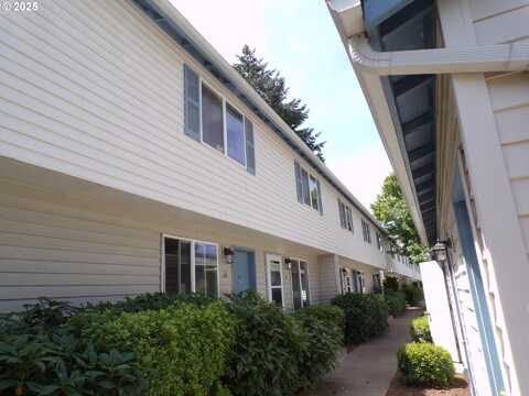 4792 LANCASTER DR, Salem, OR 97305