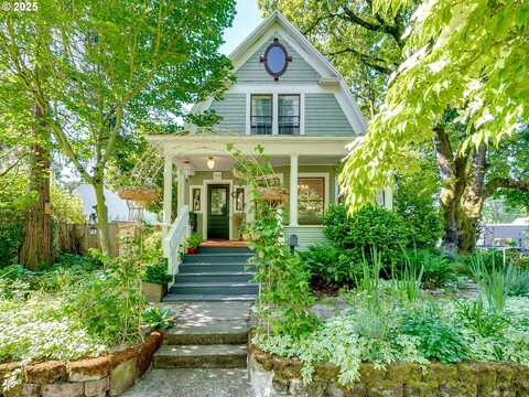 301 E 19TH ST, Vancouver, WA 98663