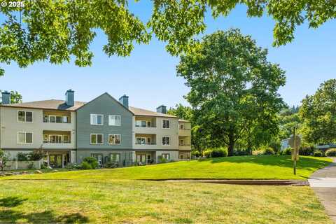 5050 S LANDING DR, Portland, OR 97239