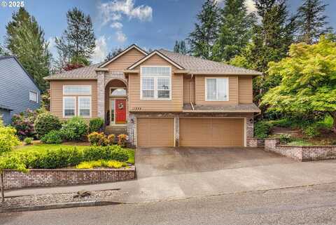 11544 SE HIGHLAND LOOP, Clackamas, OR 97015
