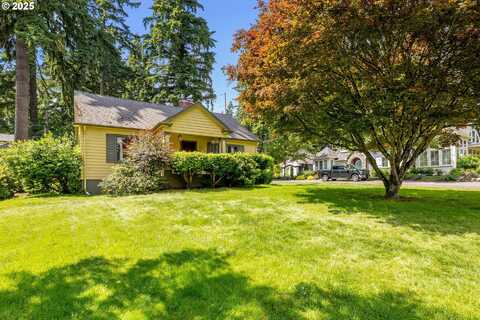 592 9TH ST, Lake Oswego, OR 97034