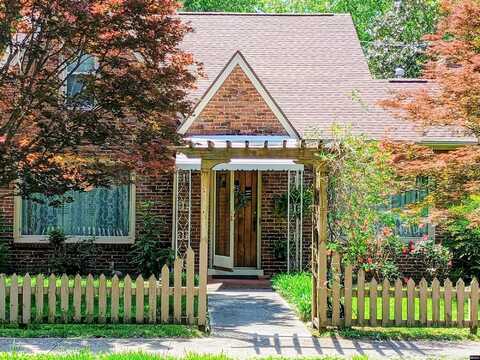 307 Elm, Martin, TN 38237