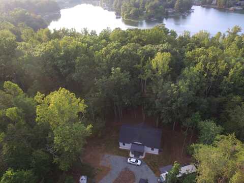 2365 Lakewood Forest RD, Moneta, VA 24121