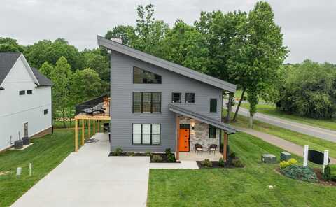 101 Retreat LN, Huddleston, VA 24104
