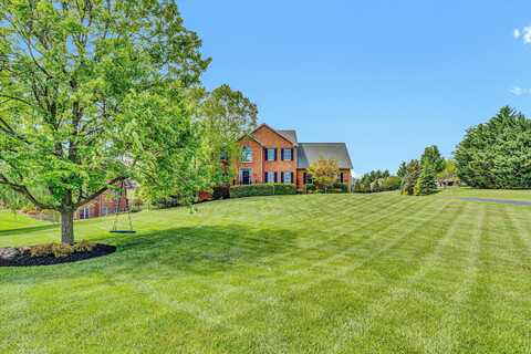 525 Scarlet DR, Daleville, VA 24083
