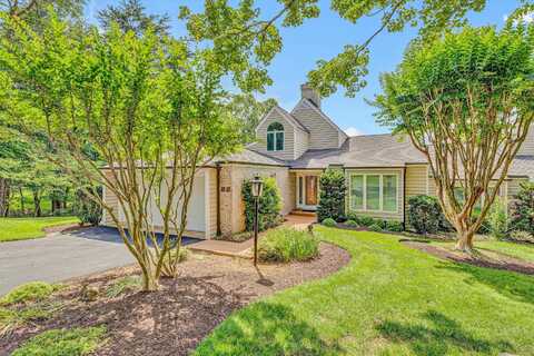 30 Island Green CIR, Penhook, VA 24137