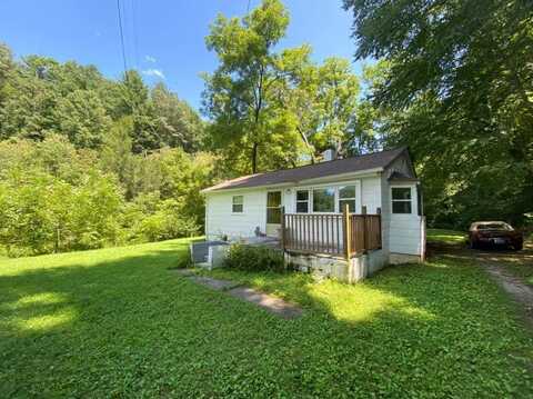 6846 Hofawger RD, Boones Mill, VA 24065