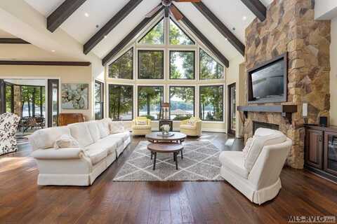 636 Mountain Rock Trail, Boydton, VA 23917