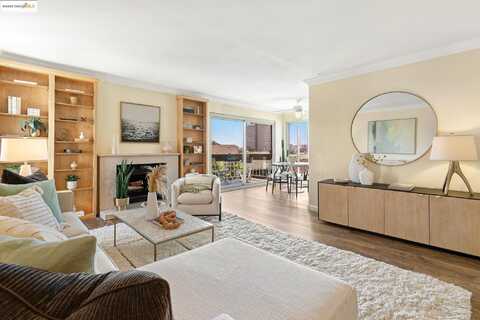 77 Fairmount Ave, Oakland, CA 94611