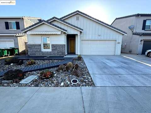 1851 Berlanda Ln, Lodi, CA 95242