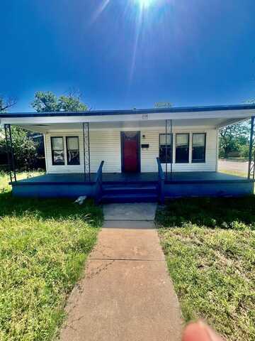 121 N Madison St, San Angelo, TX 76904